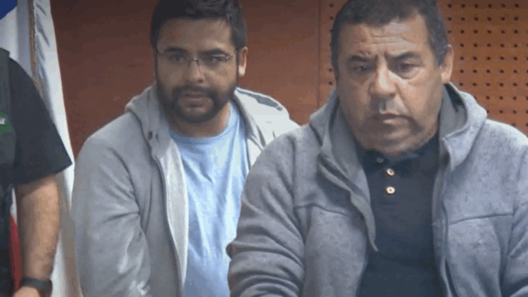 Realizaron más de 40 transferencias: Padre e hijo fueron acusados de millonaria estafa a constructora española