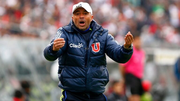 “Casi me da algo”: La U hace “guiño” a Jorge Sampaoli y desata ola de comentarios de hinchas