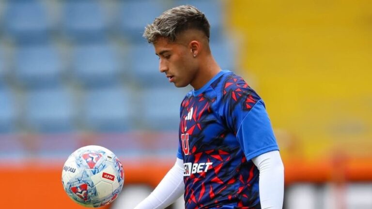 ¿Destino europeo? La oferta que habría recibido la U por Lucas Assadi y los millones que ganaría