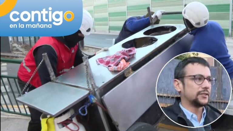Operativo de retiro ambulante en toldos azules y cocinerías en Peñalolén: Estaban a la salida del metro