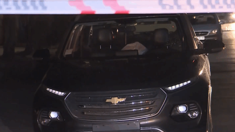 Con un disparo en la cabeza: Encuentran cuerpo al interior de auto abandonado en Quinta Normal