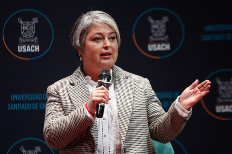 Jeannette Jara llega a la Usach como docente: Este es el monto que recibirá mensual