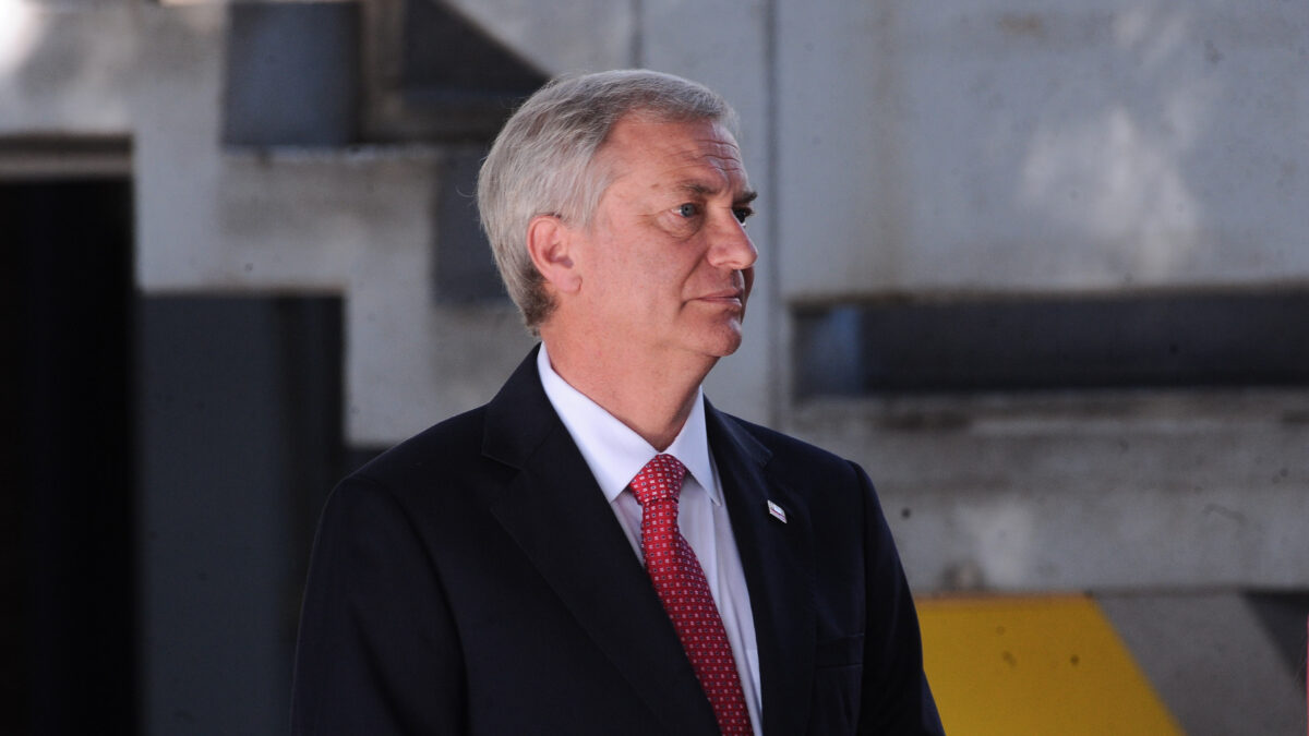 Cadem: Aprobación del presidente Kast sigue bajando y más de un 50% desaprueba su gestión