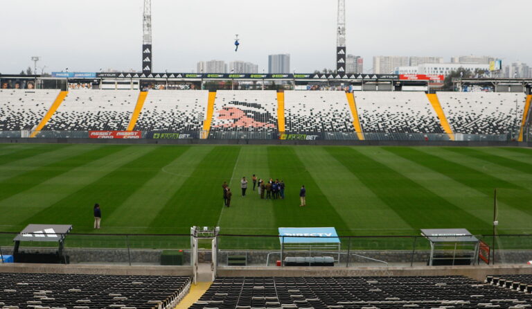 El recuerdo del CSyD Colo Colo a un año de fallecimiento Mylan y Martina: 