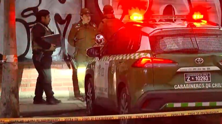 Hombre muere al interior de taller mecánico en Cerro Navia: Víctima llegó armada y mantenía conflictos con el dueño