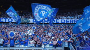 Hincha murió atropellado: La tragedia que enluta a Cruzeiro antes del partido ante la UC