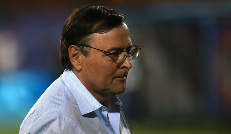 Jorge Segovia cuestiona aplicación del reglamento en descenso de Unión Española: 