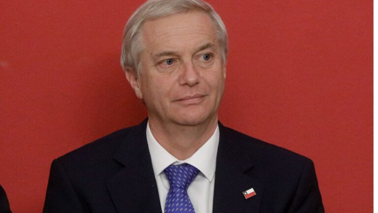 Pulso Ciudadano: Aprobación del pdte. Kast cae a un 33% tras cadena nacional