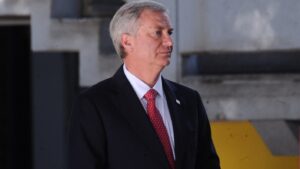 Encuesta Criteria: 43% considera incorrecto el manejo del Gobierno de la 