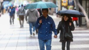 ¿Lluvia en Santiago? Allison Göhler advierte de posible sistema frontal en la capital