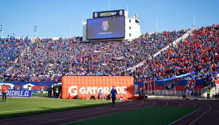 ¿Se viene el estadio? La llamativa promesa que hizo Michael Clark tras despedirse de la U