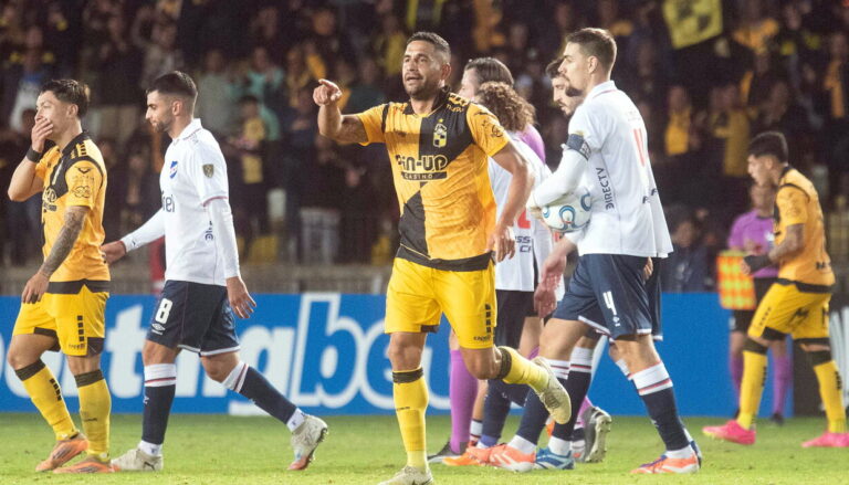 Hinchas de Nacional explotaron tras empate ante Coquimbo Unido por la Libertadores: 