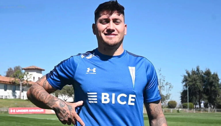 Nicolás Castillo ficha por inesperado club: Jugará con otro chileno en el extranjero