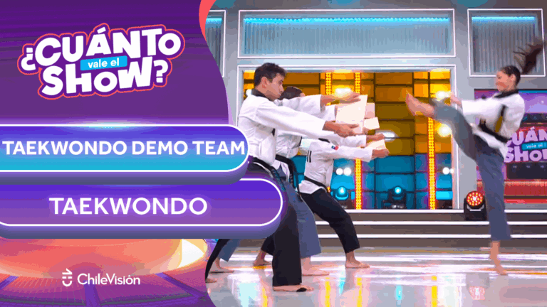 ¡Artistas marciales de alto nivel! La increíble presentación de grupo de taekwondistas de elite
