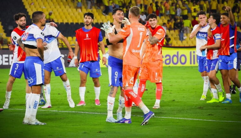 Motivos para festejar: El millonario botín que aseguró la UC por derrotar a Barcelona en la Libertadores