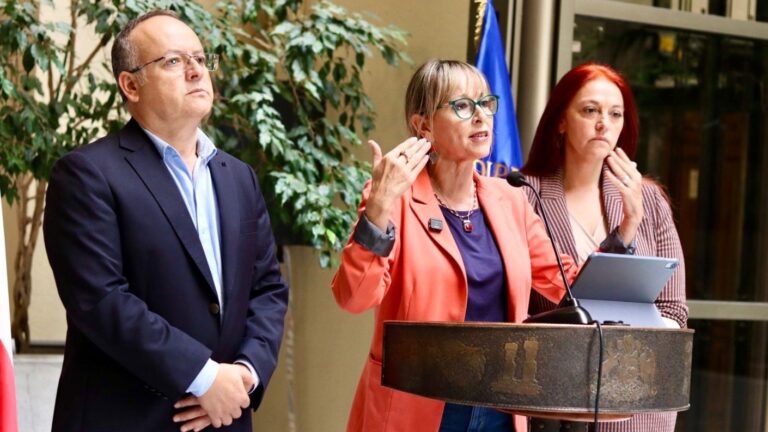 Oposición presenta proyecto que pone 