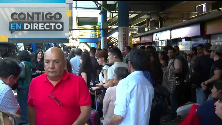Precio de pasajes se disparan este fin de semana largo: Así se ve el terminal de buses de Santiago