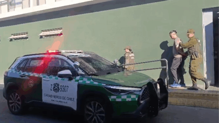 Intento de femicidio en Quinta Normal: Agresor se autolesionó tras el ataque