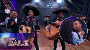 ¡El amor abunda en Fiebre de Baile! Betsy Camino recibió en vivo un enternecedor regalo de su pareja