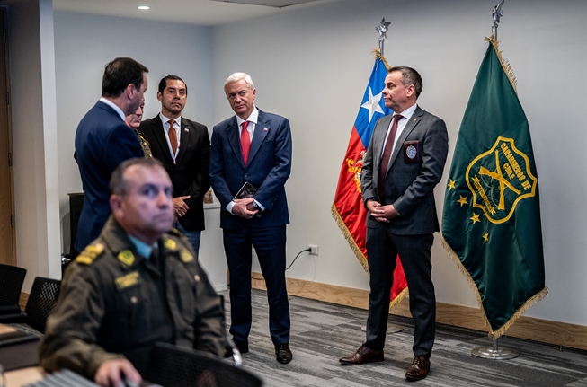 Megaoperativo por migración irregular: Fiscalizan 30 puntos de la región Metropolitana