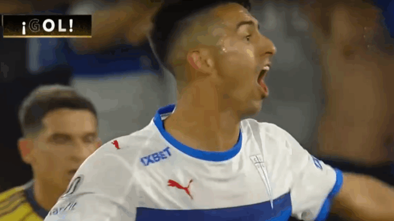 Llegó el descuento al Claro Arena: Juan Ignacio Díaz pone el 1 a 2 de la UC frente a Boca Juniors