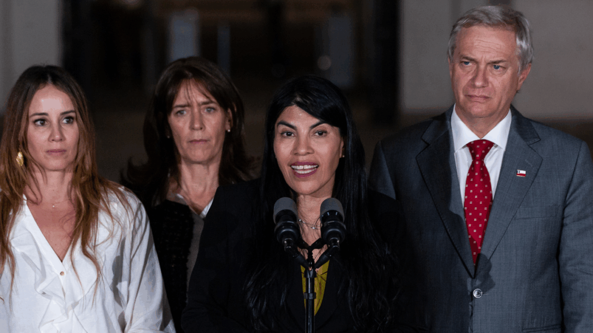 “No voy a dejar de ir a las univesidades”: Ministra Lincolao se refiere a la agresión que sufrió en la UACh de Valdivia