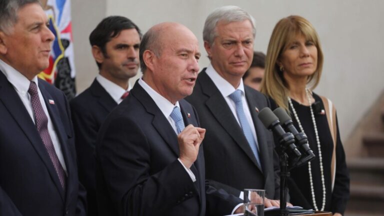 Ministro Quiroz responde a críticas tras informe de Dipres por caja fiscal: 