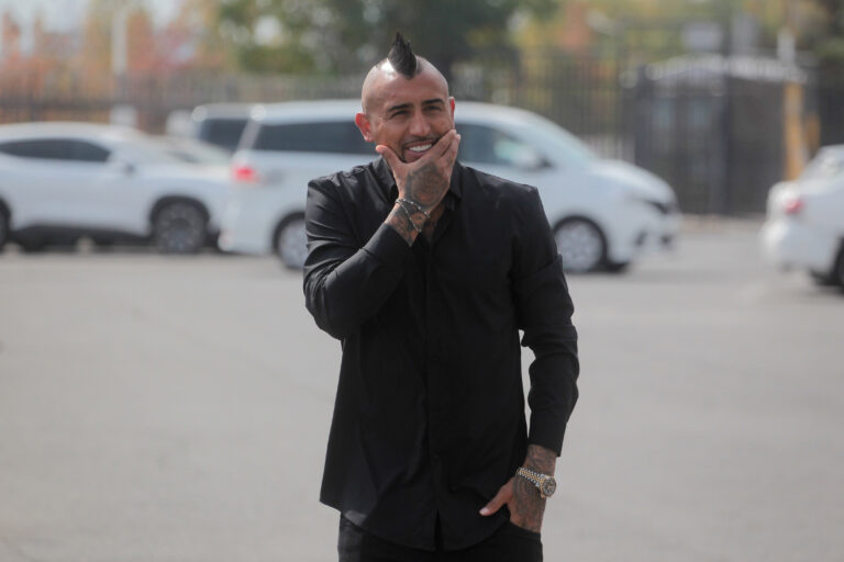 Vuelco en el caso: Revelan documento clave del pago de Arturo Vidal en causa por robo de $50 millones