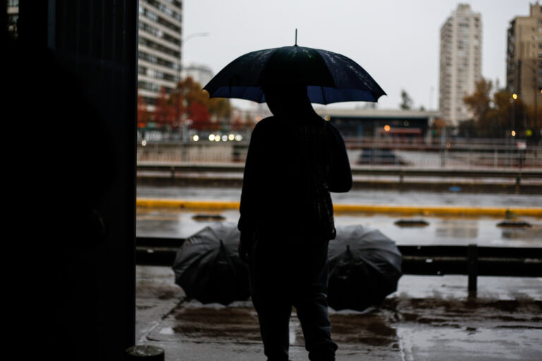 Lluvia en Santiago: Actualizan hora de inicio de las precipitaciones y el bloque de mayor intensidad