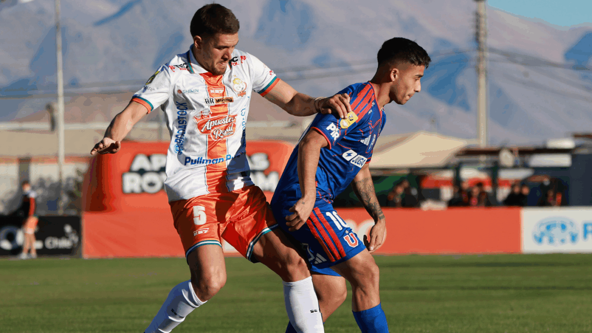 Extiende su mala racha: La U cae ante Cobresal en El Salvador y se estanca en la Liga de Primera