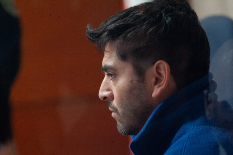 Corte de Apelaciones decidirá: Padre de niña de dos años que murió en Las Condes permanecerá detenido dos días