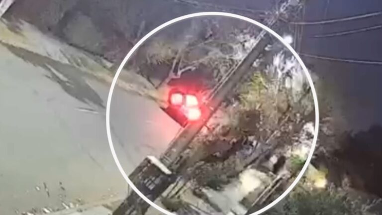 Madre no pudo sacar a su bebé del auto: Así se logró recuperar el vehículo con lactante de 4 meses en su interior