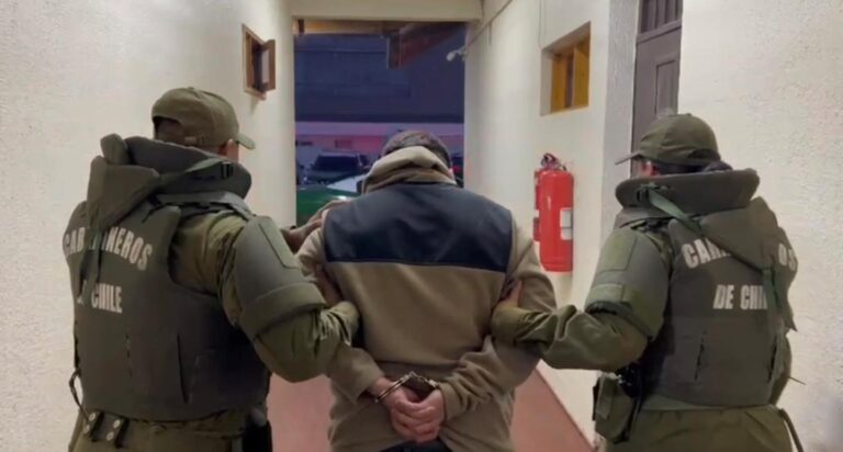 Detienen a adolescente sospechoso de maniatar a adulta mayor durante asalto en Peñalolén