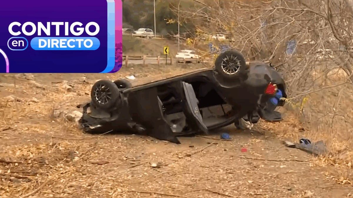 Impactante vuelco de vehículo en bajada Santa Teresa de Los Andes en Vitacura: Conductor resultó ileso