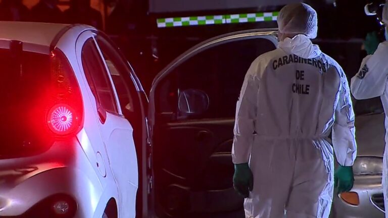 Hombre es asesinado a tiros en Estación Central: Mujer que lo acompañaba escapó tras llamar a Carabineros