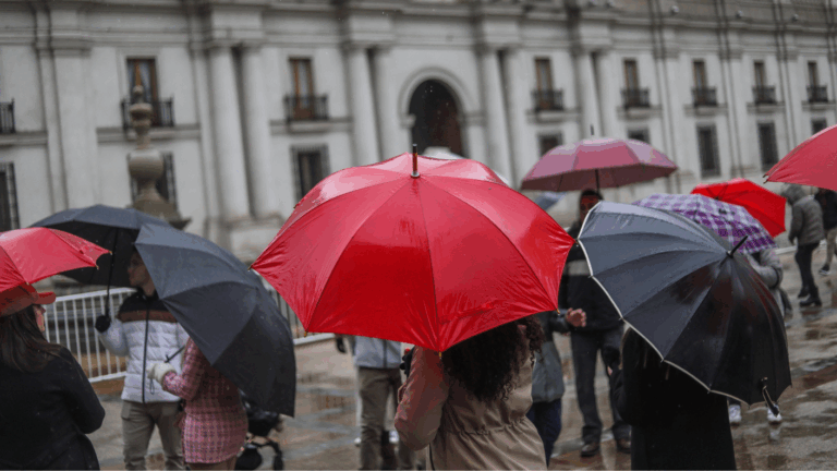 Lluvia este miércoles en Santiago: ¿Cuántos milímetros caerán en la Región Metropolitana?