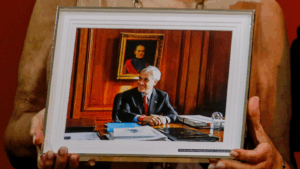 Es oficial: Comienzan preparativos para monumento a Sebastián Piñera frente a La Moneda