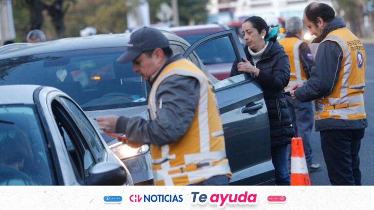 Restricción vehicular martes 5 de mayo: Revisa si podrás circular por la región Metropolitana