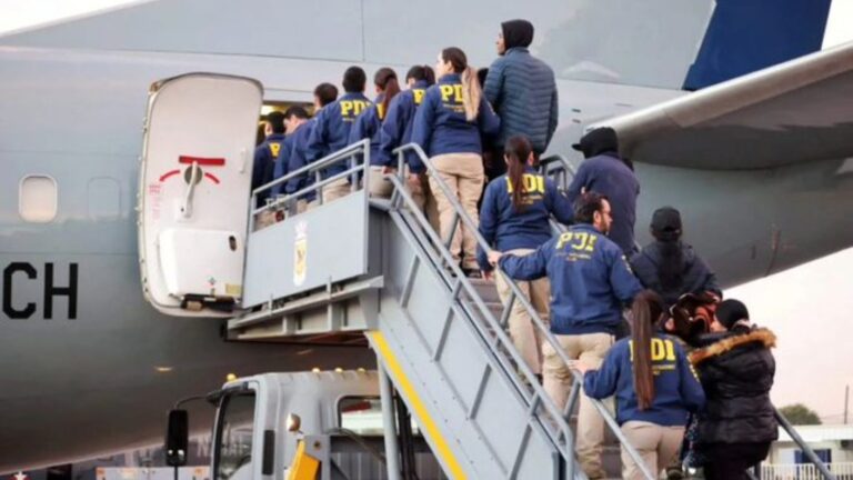 Gobierno reporta expulsión de 80 migrantes hacia Bolivia y Colombia: 60 fueron deportados por motivos administrativos