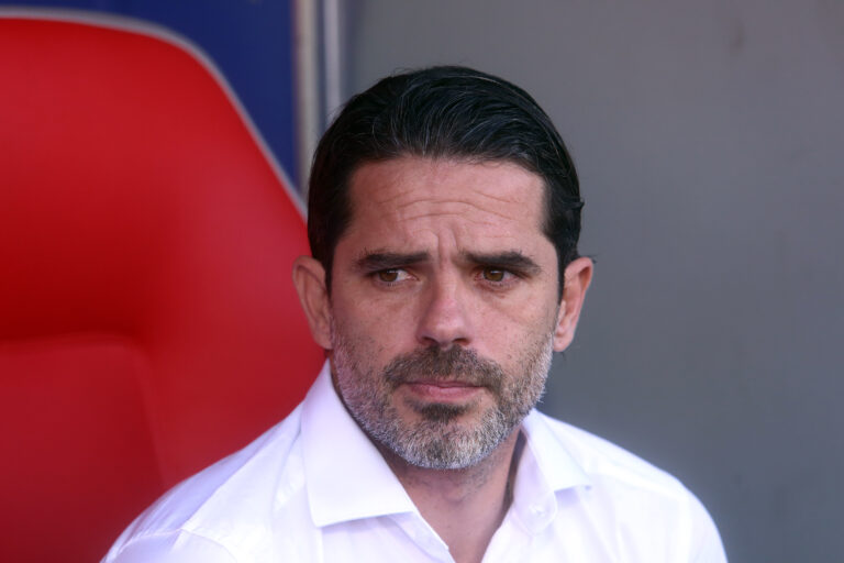 Fernando Gago fue internado de urgencia por problemas de salud