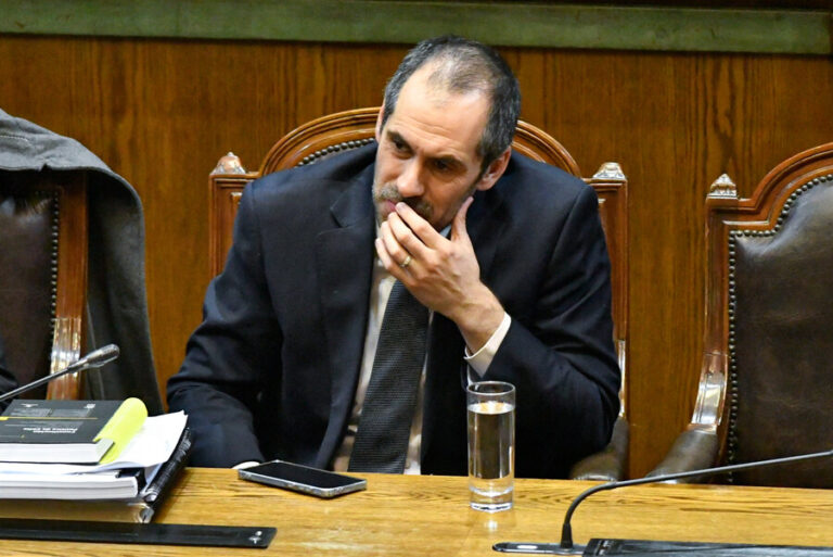 Cámara aprueba acusación constitucional contra exministro Nicolás Grau: Debate pasa al Senado