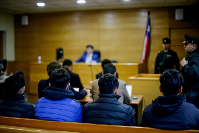 Recibió notificación al celular: Por qué abogado de imputado por crimen de niño de 12 años dejó su defensa