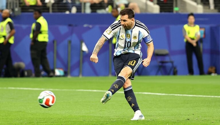 Además de goleador histórico: El otro llamativo récord que Lionel Messi rompió en los Mundiales