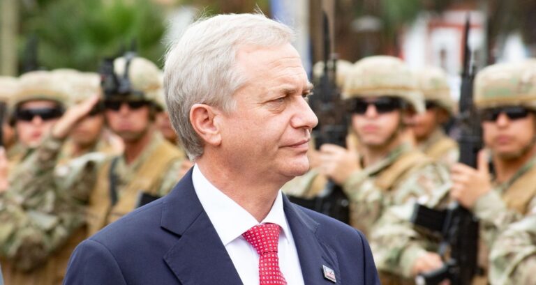 Pdte. Kast reaccionó a denuncia de presunto tráfico de niños haitianos: 