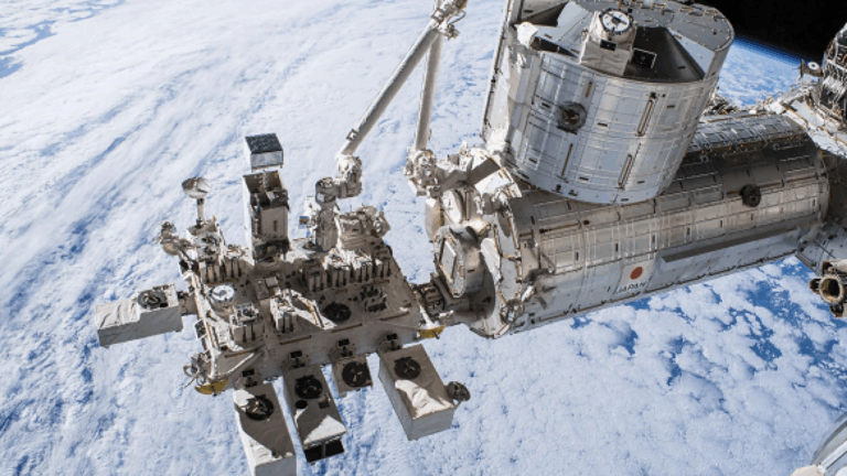 NASA reporta emergencia tras fuga de aire en la Estación Espacial Internacional: Astronautas deben refugiarse