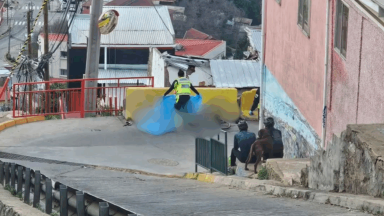 Ciclista muere mientras practicaba descenso en cerro de Valparaíso