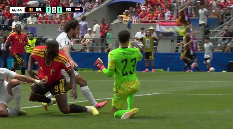 ¡Autogol de Egipto! Lukaku entró desde la banca y ayudó al empate de Bélgica