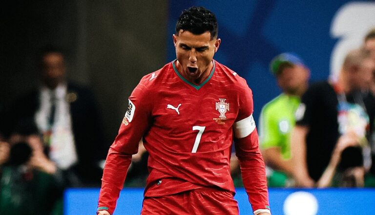 Apareció CR7: Los 3 récords que rompió Cristiano Ronaldo con su doblete ante Uzbekistán en el Mundial