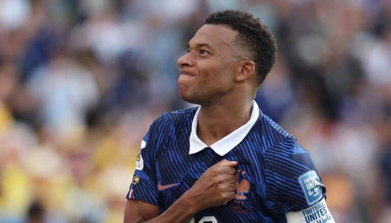 Intratable: El impresionante registro de Kylian Mbappé con Francia tras nuevo doblete en el Mundial