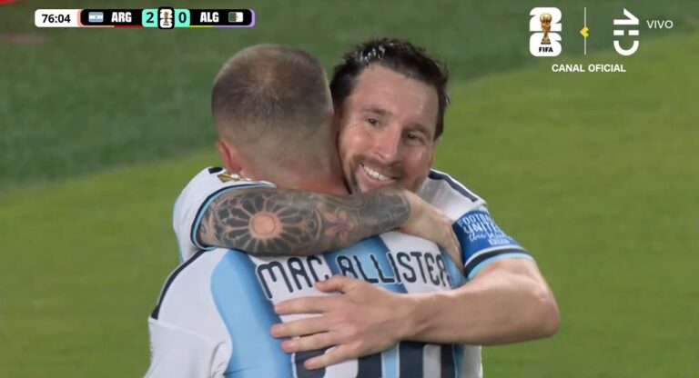 ¡No se cansa nunca! Messi brilla y marca un triplete para Argentina en su debut en el Mundial